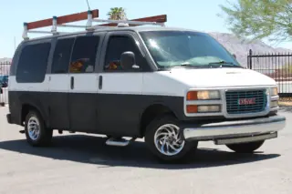 GMC Savana 2000