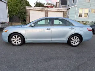 Toyota Camry Hybrid 2009