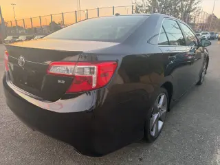 Toyota Camry 2012