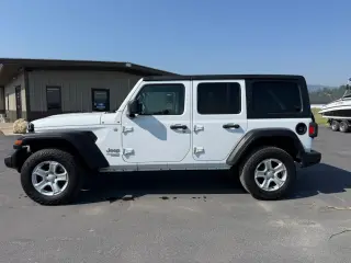 2021 Jeep WRANGLER UNLIMITED