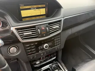 2010 Mercedes-Benz E-CLASS