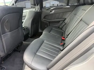 2010 Mercedes-Benz E-CLASS