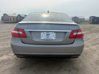 2010 Mercedes-Benz E-CLASS