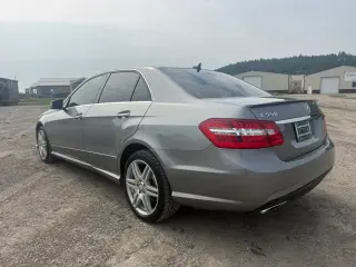 2010 Mercedes-Benz E-CLASS