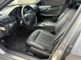 2010 Mercedes-Benz E-CLASS