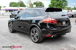 2014 PORSCHE CAYENNE