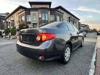 2009 Toyota COROLLA