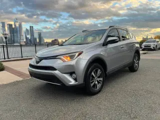 2017 Toyota RAV4