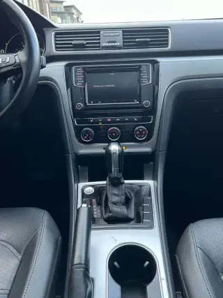 2019 Volkswagen PASSAT