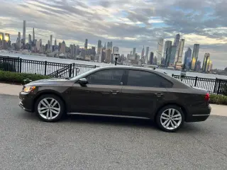 2019 Volkswagen PASSAT