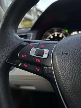 2017 Volkswagen PASSAT