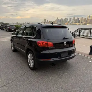 2016 Volkswagen TIGUAN