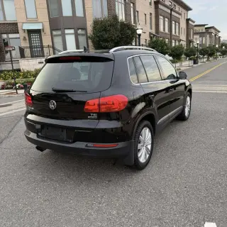 2016 Volkswagen TIGUAN