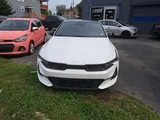 2022 Kia K5