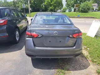 2021 Nissan VERSA
