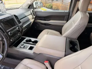 2020 Ford EXPEDITION