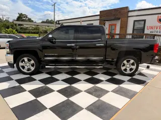 2017 Chevrolet SILVERADO 1500 CREW CAB