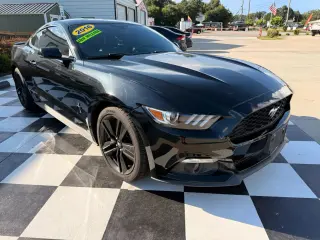 2016 Ford MUSTANG