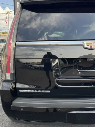 2018 CADILLAC ESCALADE
