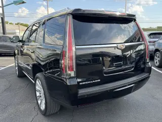 2018 CADILLAC ESCALADE