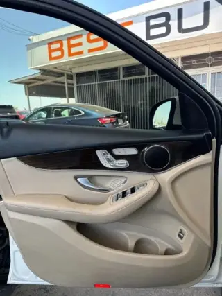 2020 MERCEDES-BENZ GLC