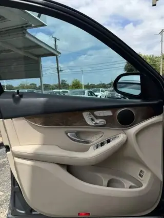 2018 MERCEDES-BENZ GLC