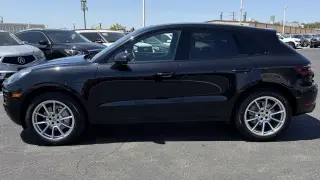 2017 PORSCHE MACAN