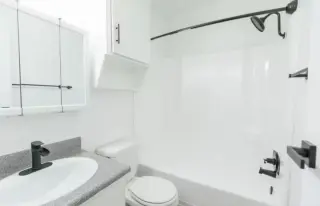 1 bedroom Apt in Koreatown