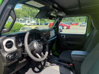 2025 JEEP WRANGLER 4 DOOR