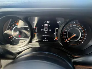 2025 JEEP WRANGLER 4 DOOR