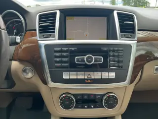2012 MERCEDES-BENZ M-CLASS