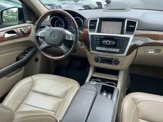 2012 MERCEDES-BENZ M-CLASS