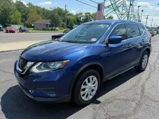 2017 NISSAN ROGUE