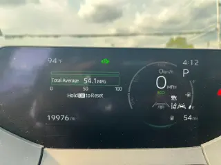 2024 TOYOTA PRIUS