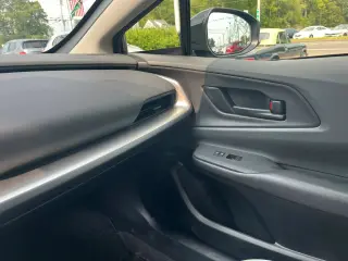 2024 TOYOTA PRIUS