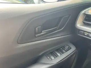 2024 TOYOTA PRIUS
