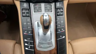 2016 Porsche PANAMERA