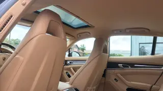2016 Porsche PANAMERA