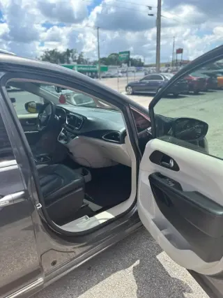 2018 Chrysler PACIFICA
