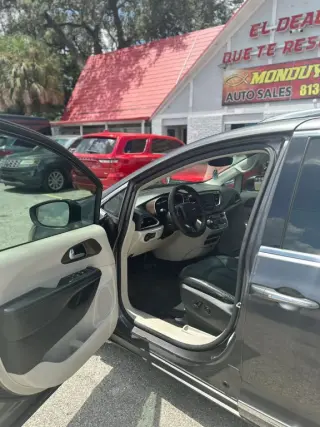 2018 Chrysler PACIFICA