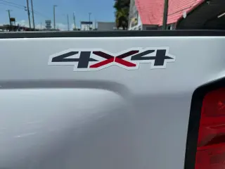 2018 Chevrolet SILVERADO 2500 HD CREW CAB