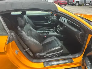 2018 Ford MUSTANG
