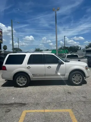 2014 Lincoln NAVIGATOR