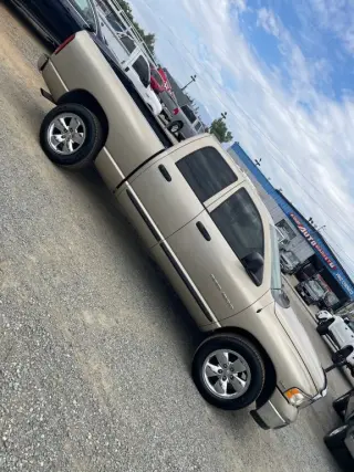 2005 Dodge RAM 1500 QUAD CAB