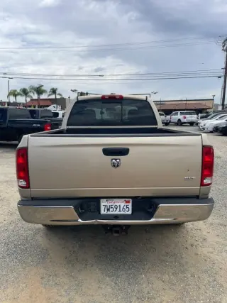 2005 Dodge RAM 1500 QUAD CAB