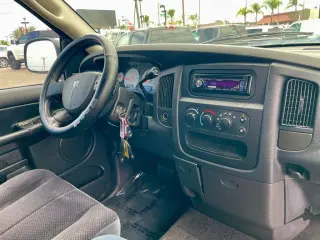 2005 Dodge RAM 1500 QUAD CAB