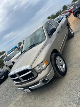 2005 Dodge RAM 1500 QUAD CAB