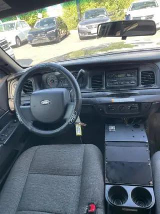 2009 Ford CROWN VICTORIA