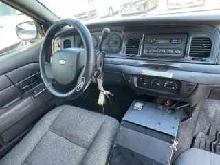 2009 Ford CROWN VICTORIA