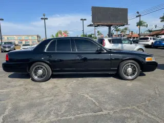 2009 Ford CROWN VICTORIA